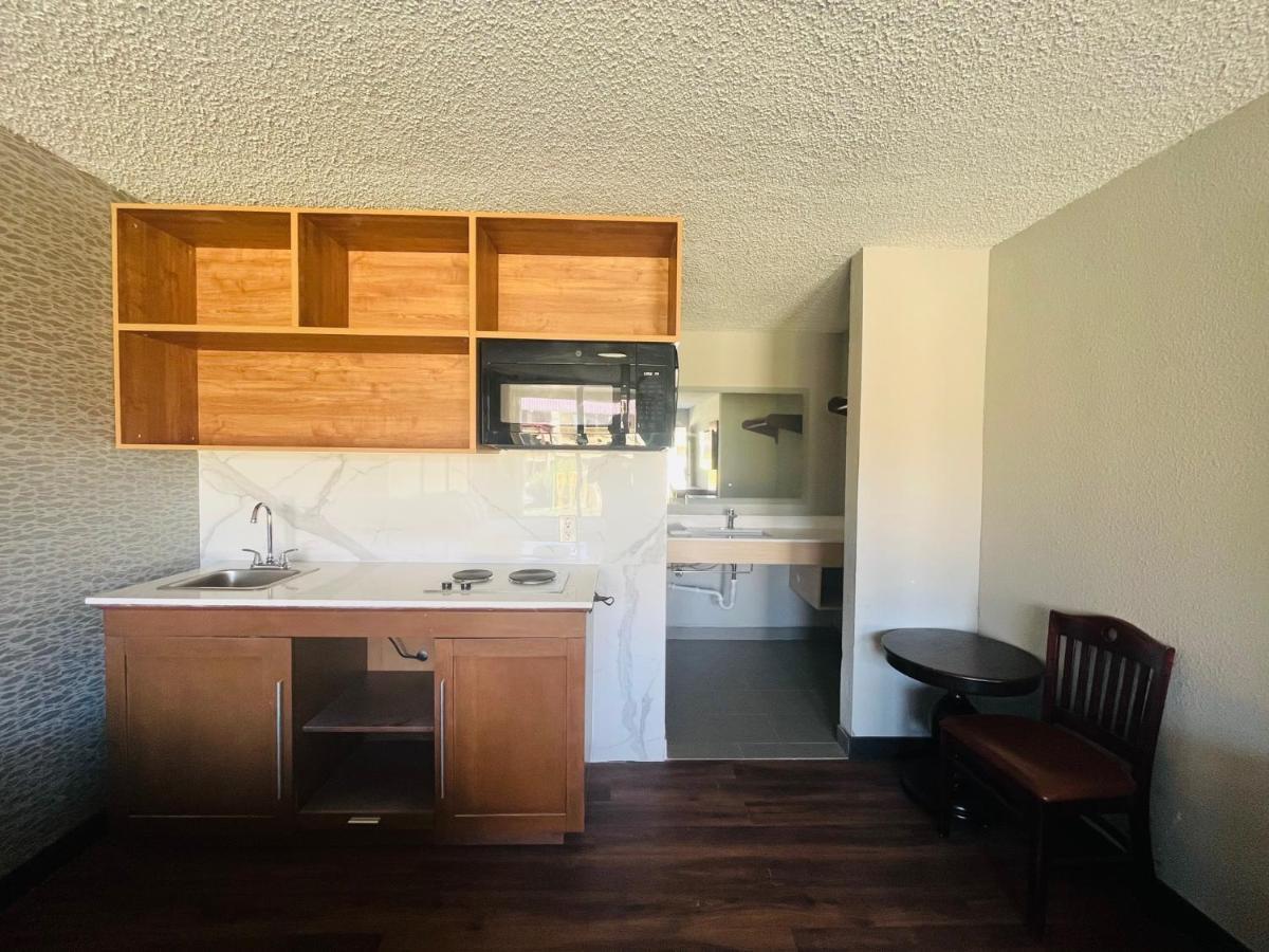 North Villa Extended Stay Хюстън Екстериор снимка