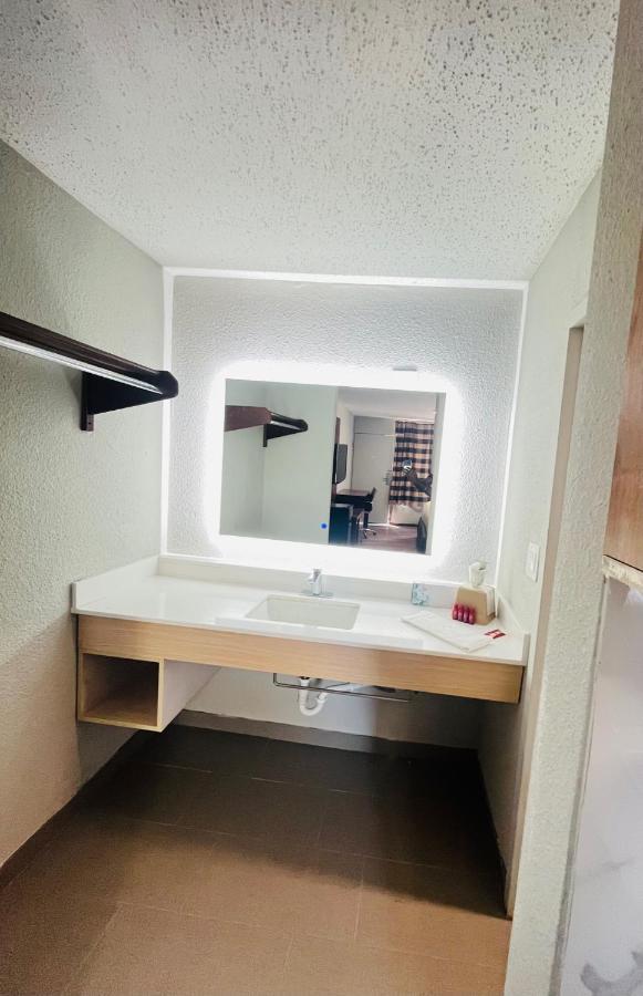 North Villa Extended Stay Хюстън Екстериор снимка