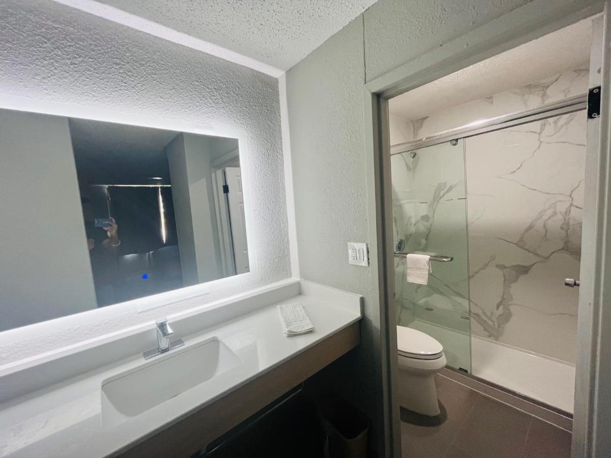 North Villa Extended Stay Хюстън Екстериор снимка